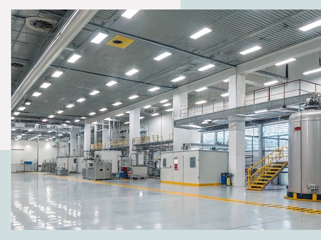 Освещение ангаров в Зеленокумске от 611 руб. - Эффективные решения